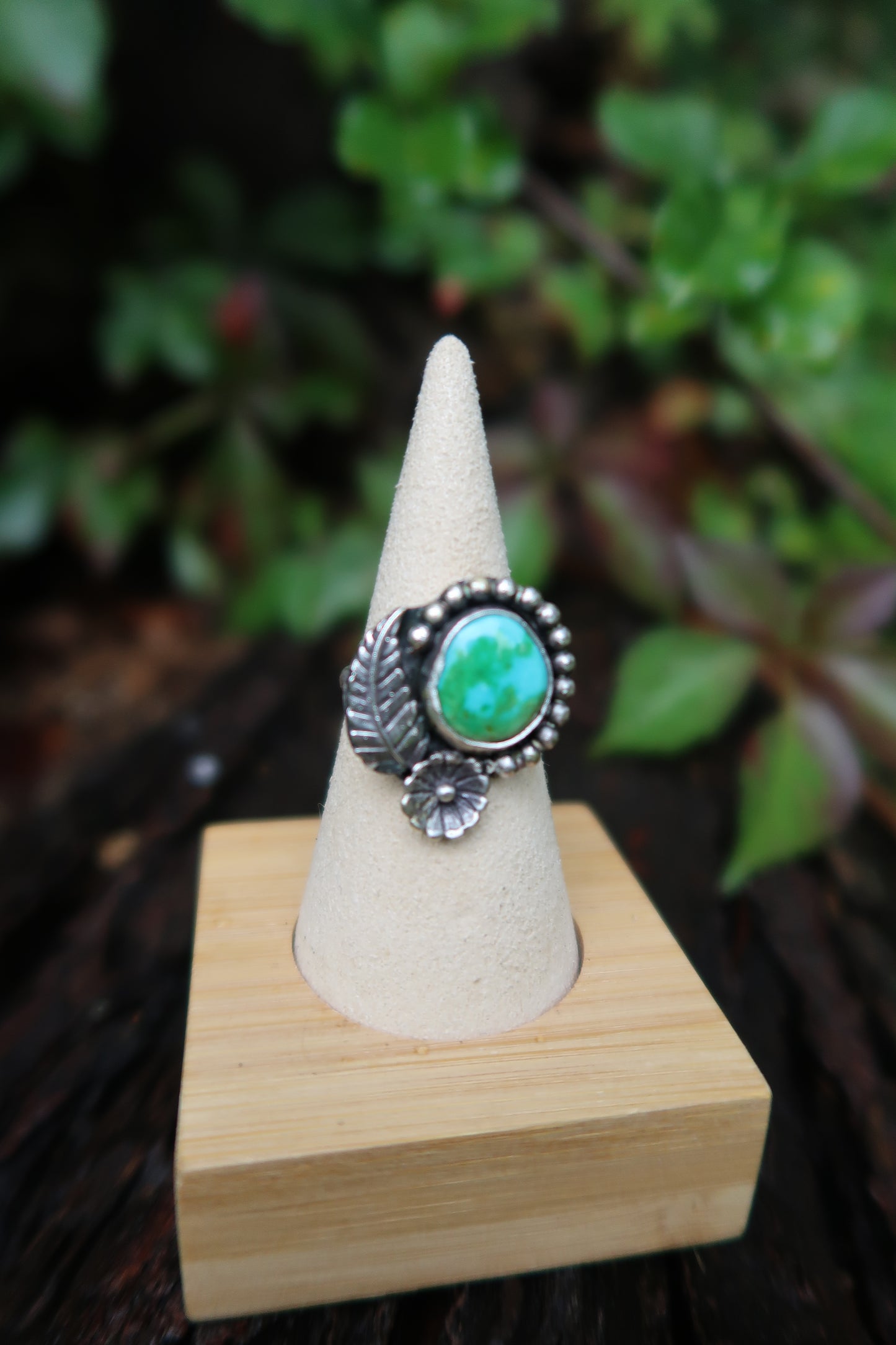 Earthy flower and leaf ring size 7