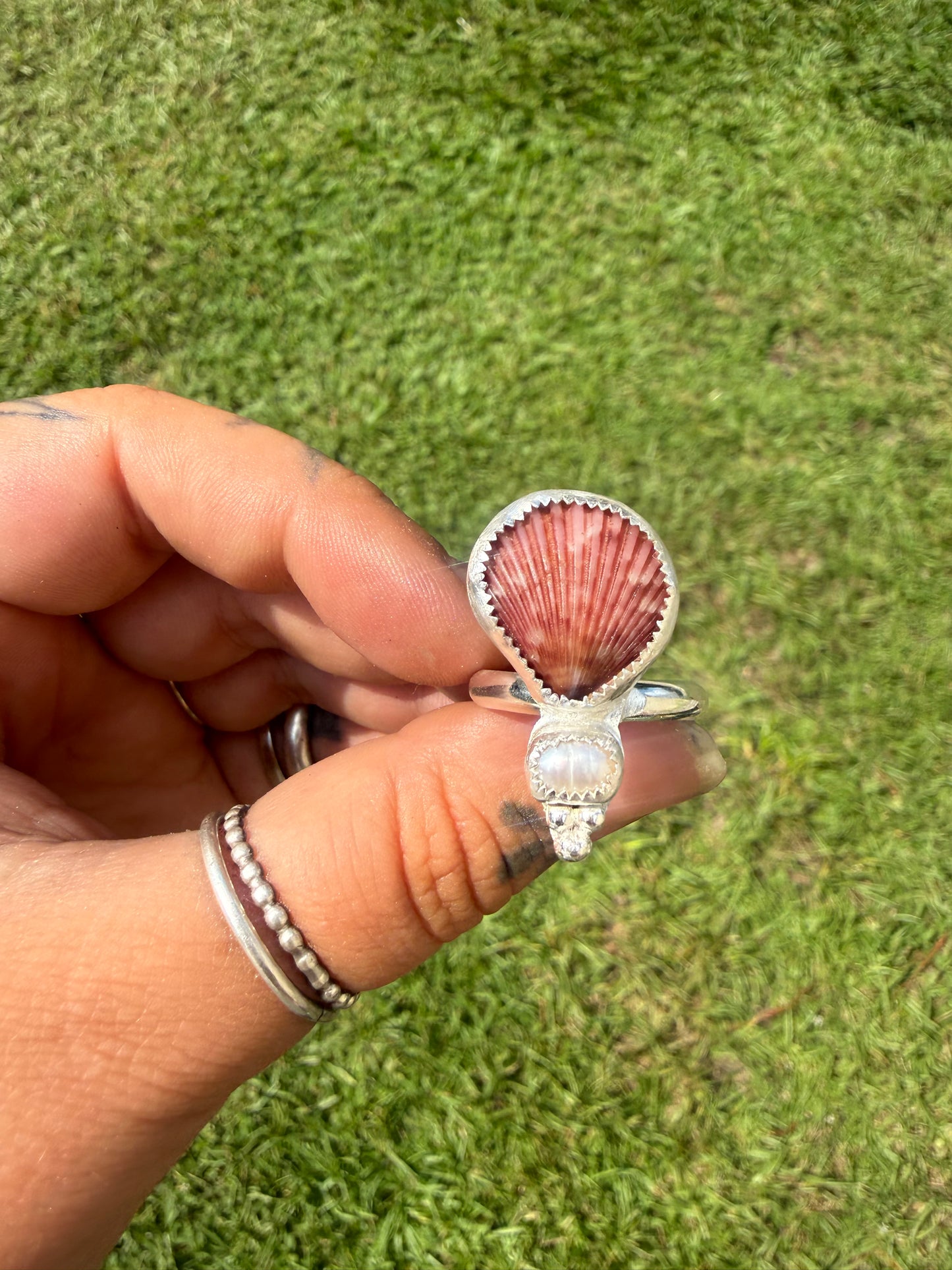 Pink shell and pearl ring size 8