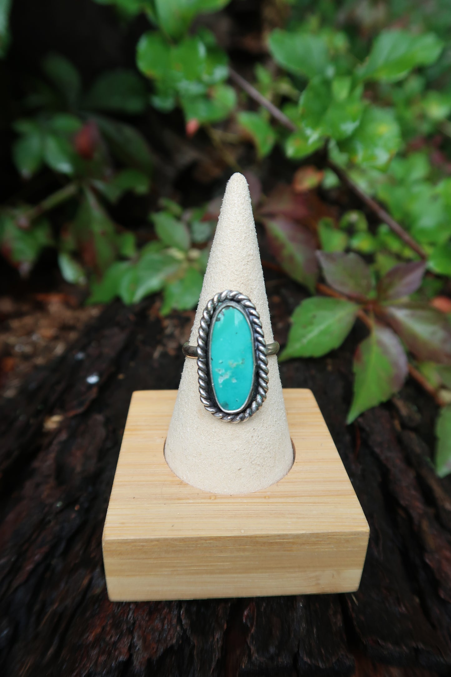 Twisted turquoise size 9