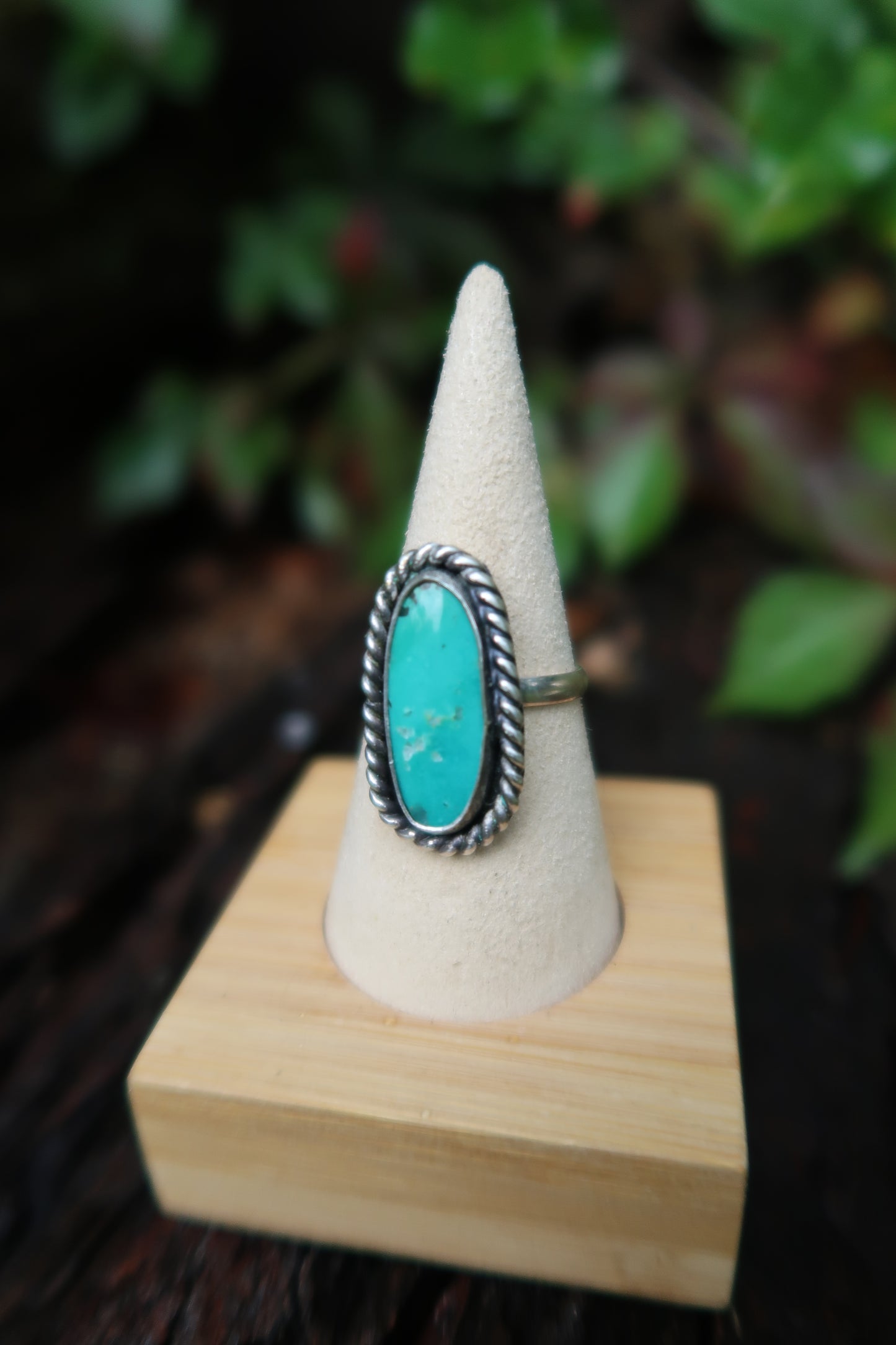 Twisted turquoise size 9