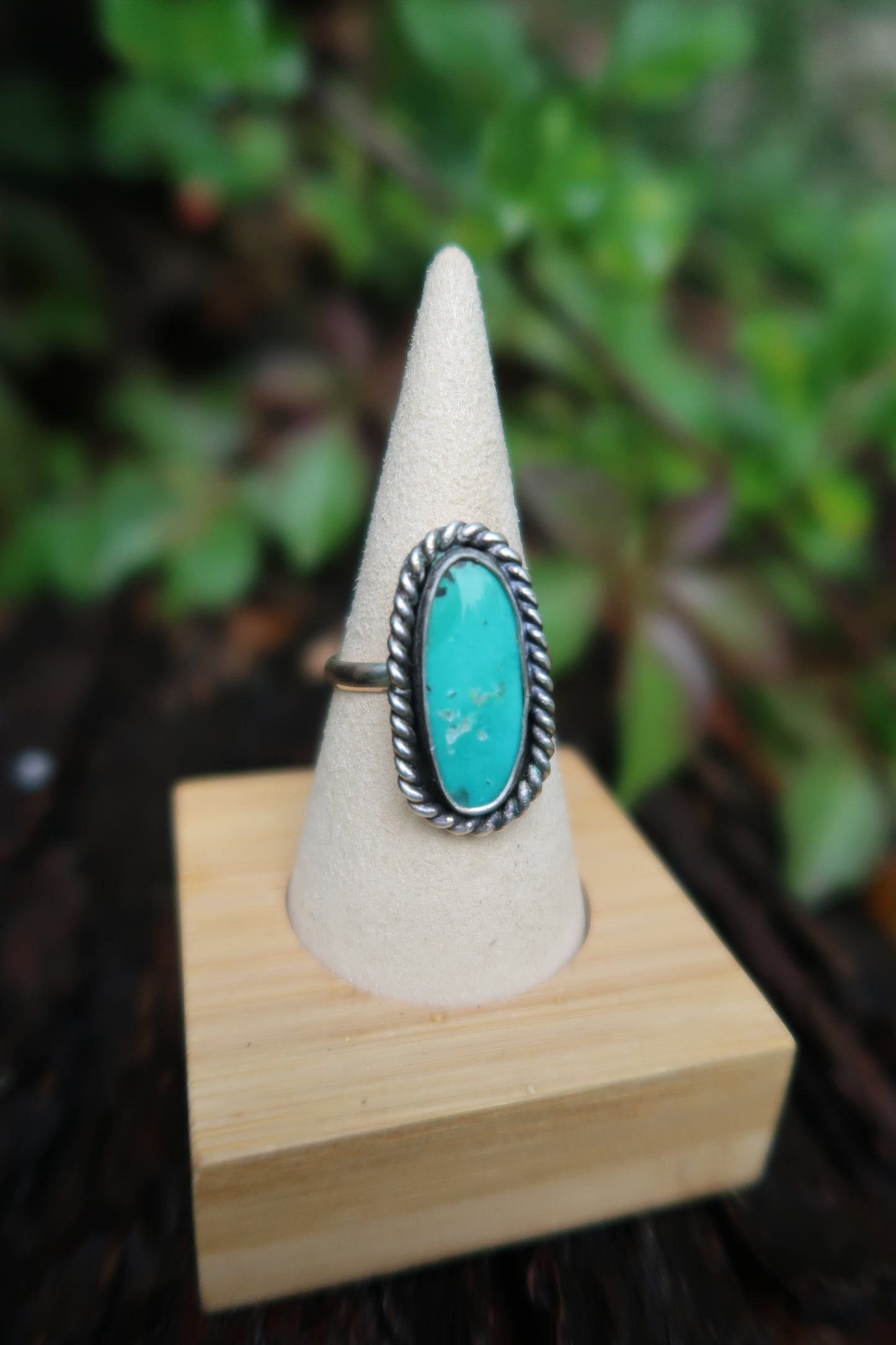 Twisted turquoise size 9