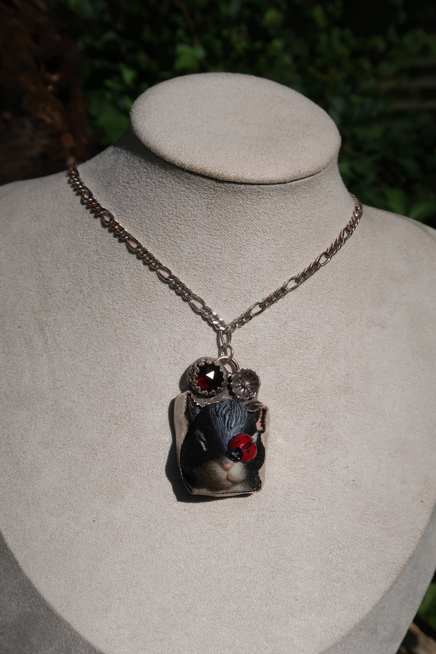 “Sleepy baby” garnet necklace