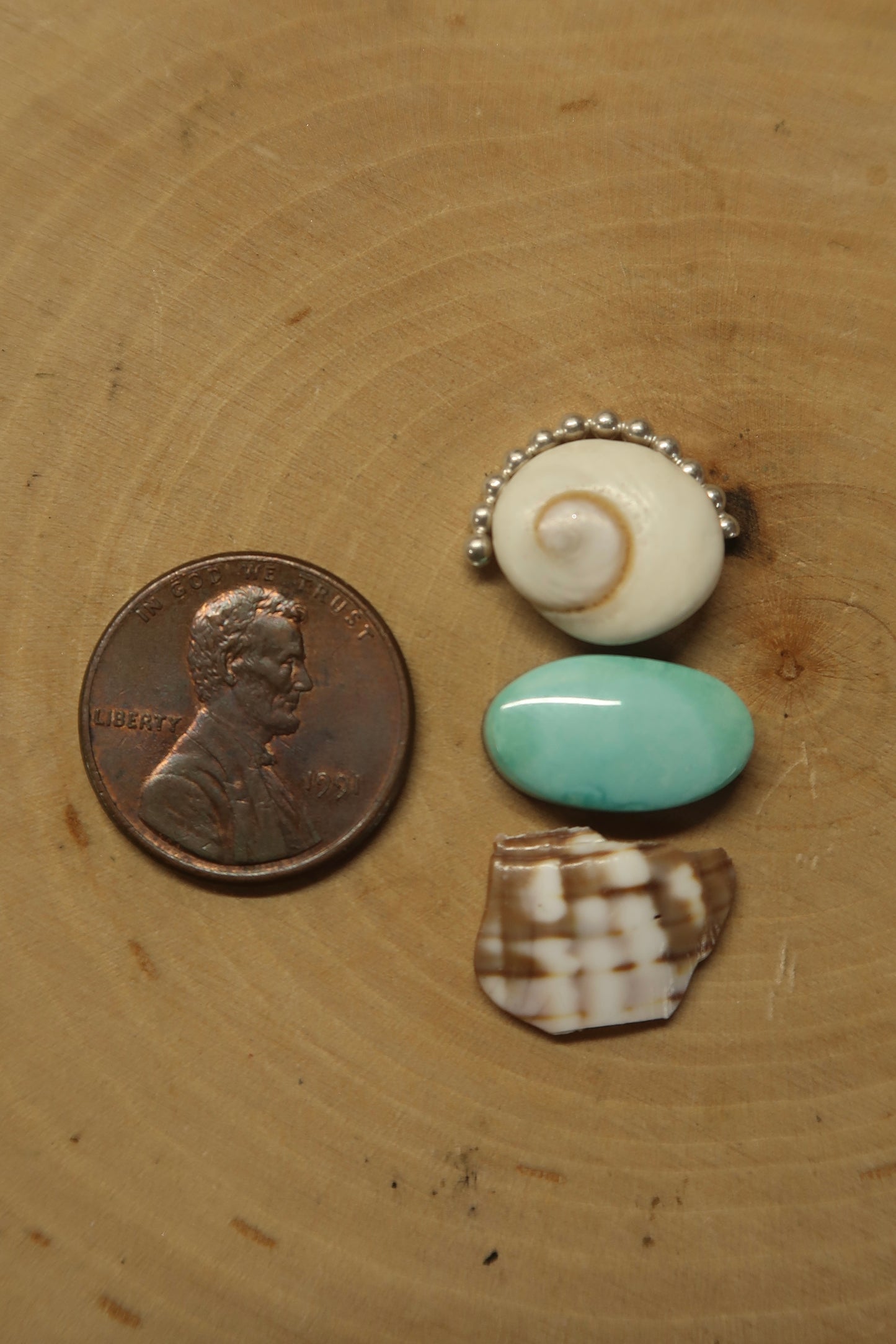 Beachy turquoise ring with shells