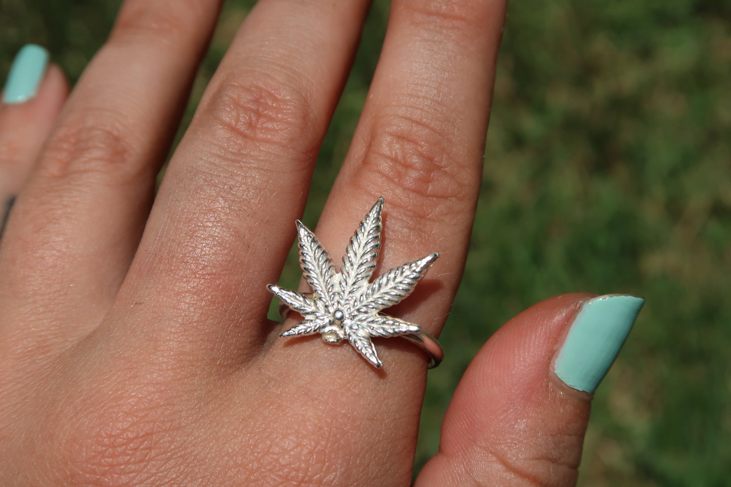 Cannabis leaf sterling silver ring