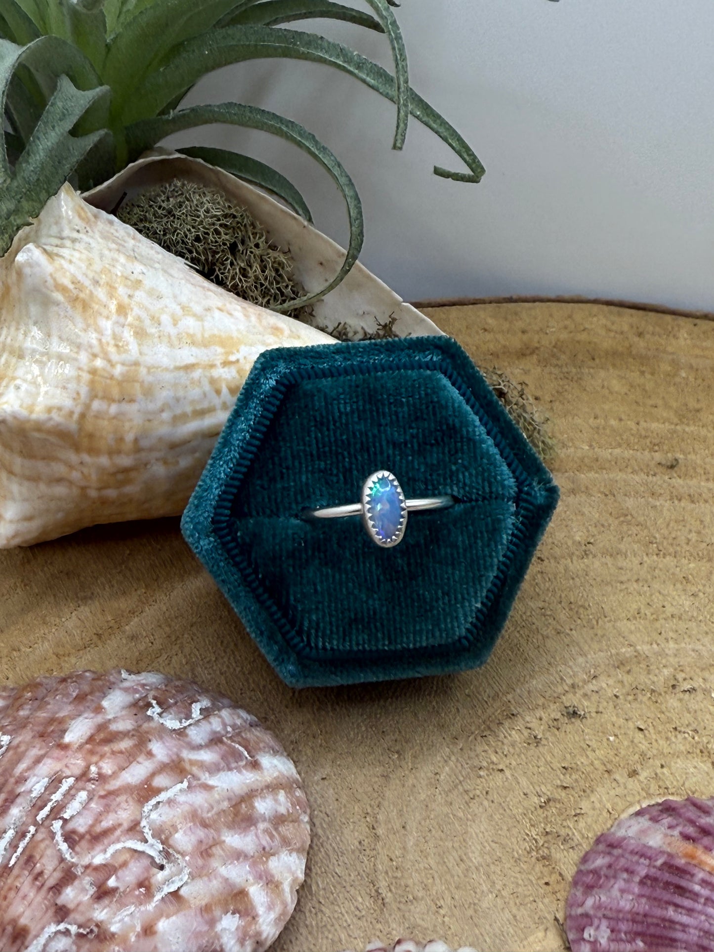 Coober pedy opal size 7.5