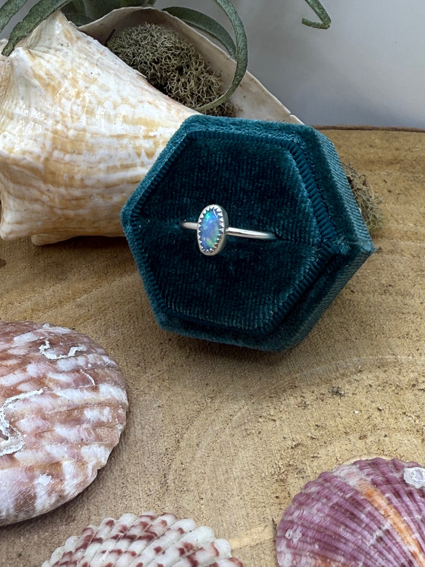 Coober pedy opal size 7.5