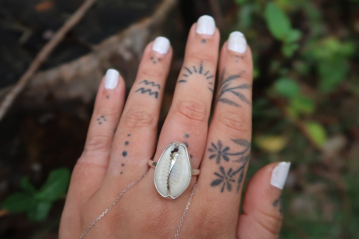 Cowrie shell ring size 9.5