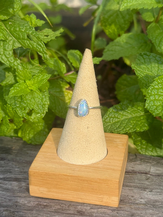 Mini opal ring size 7