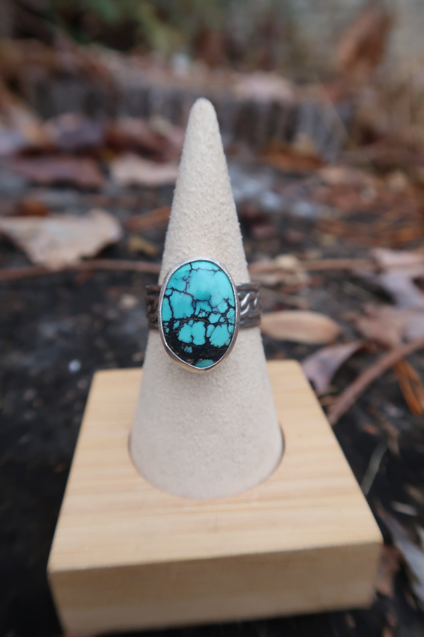 Turquoise on thick chain band size 9