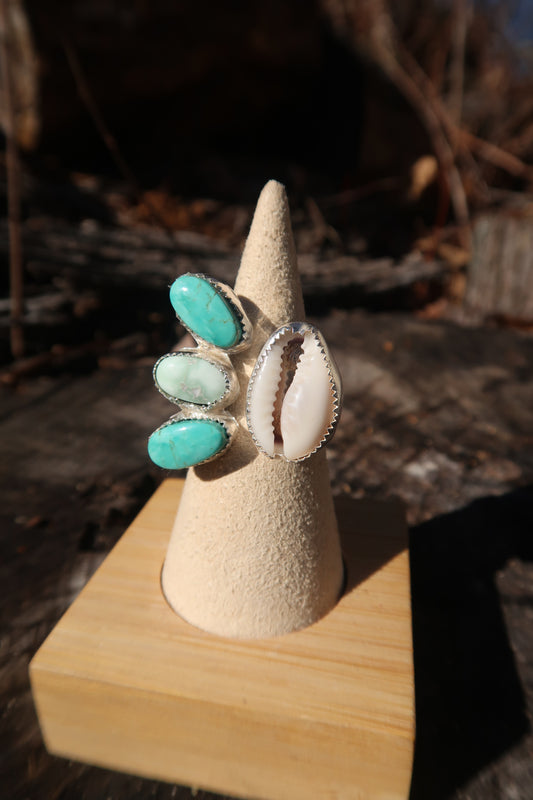 Turquoise and variscite cowrie shell adjustable ring size 5