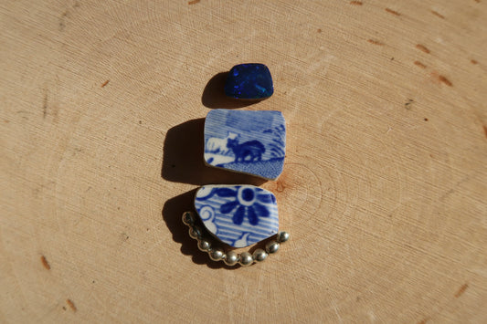 “The lovers” blue ceramic and opal ring