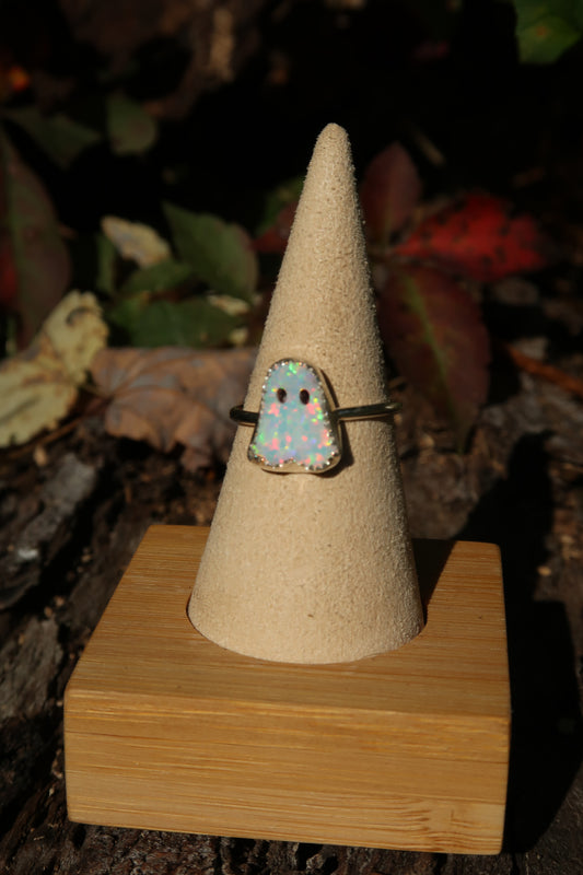Opal ghost ring size 8