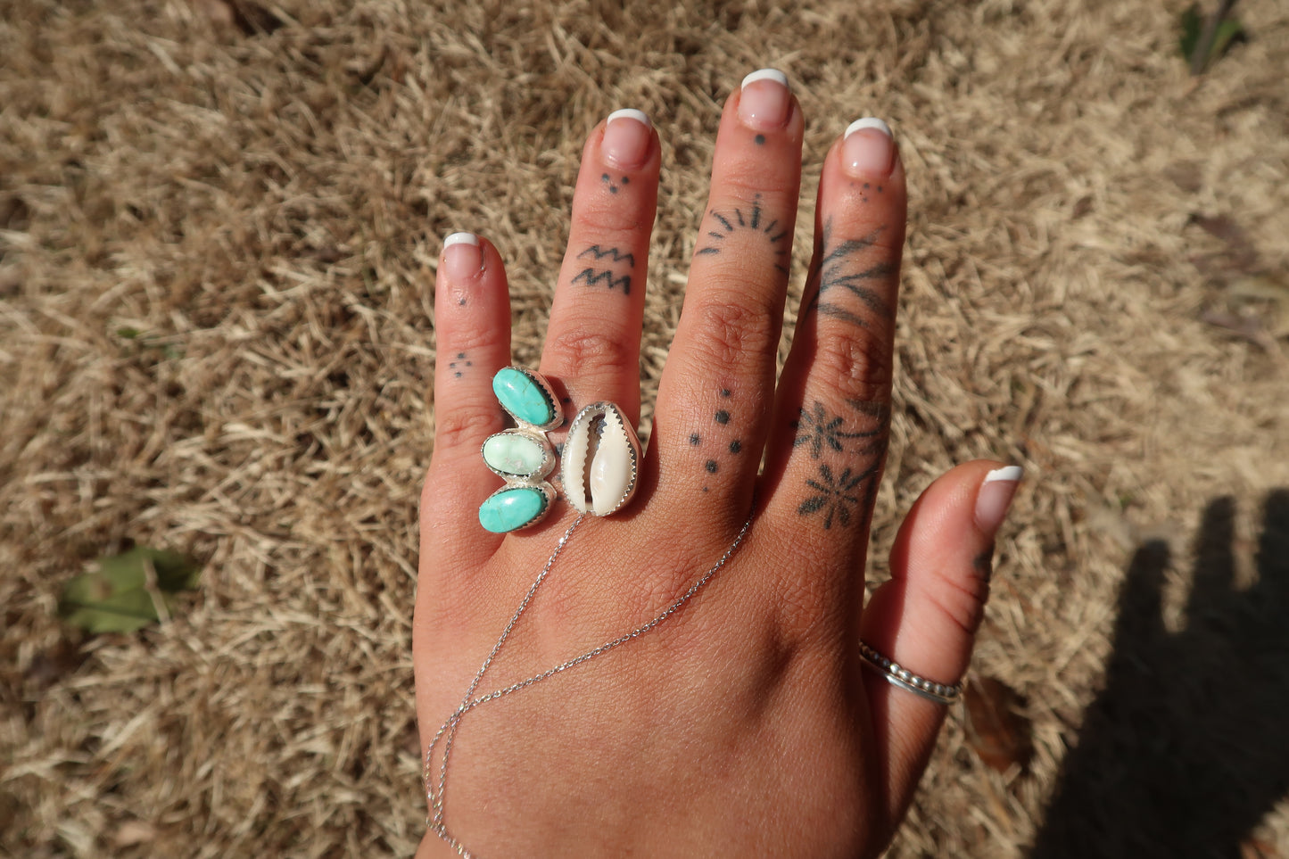 Turquoise and variscite cowrie shell adjustable ring size 5