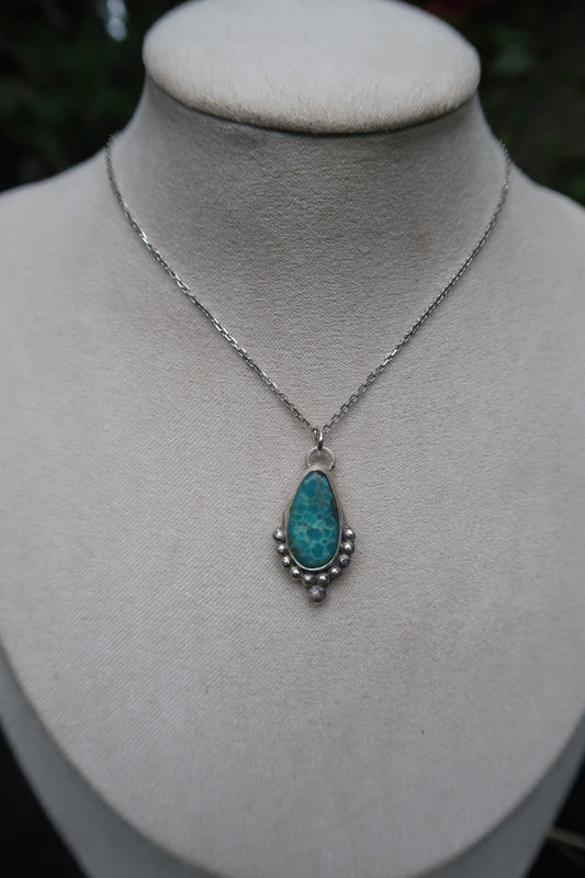 White water turquoise teardrop necklace 18”