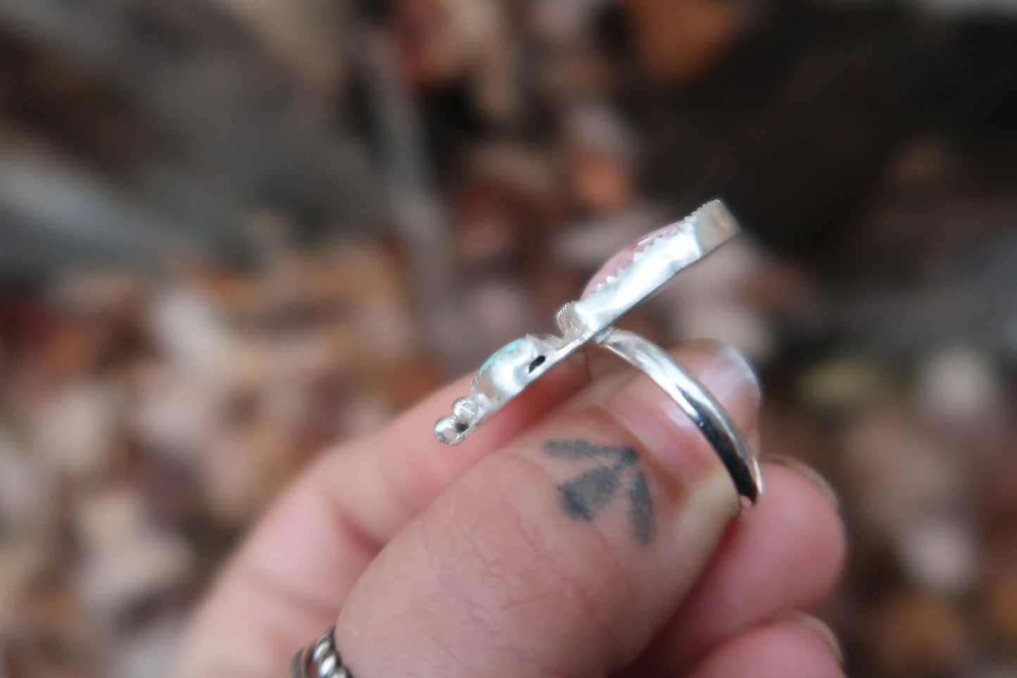 Discounted shell and turquoise ring size 7.5