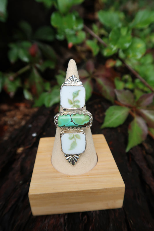 “Secret garden” ceramic and turquoise ring size 8