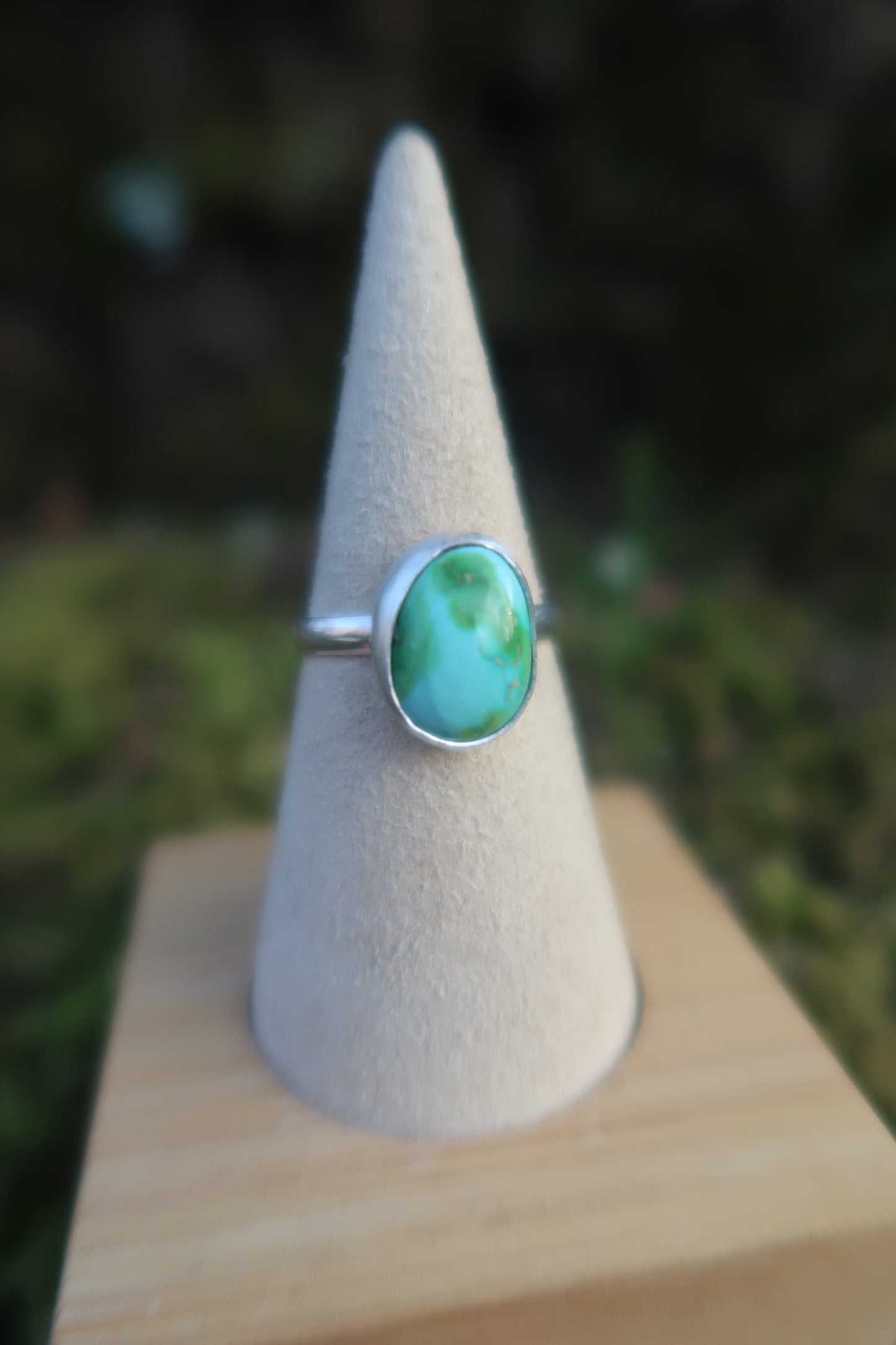 Lil earth turquoise size 6.75