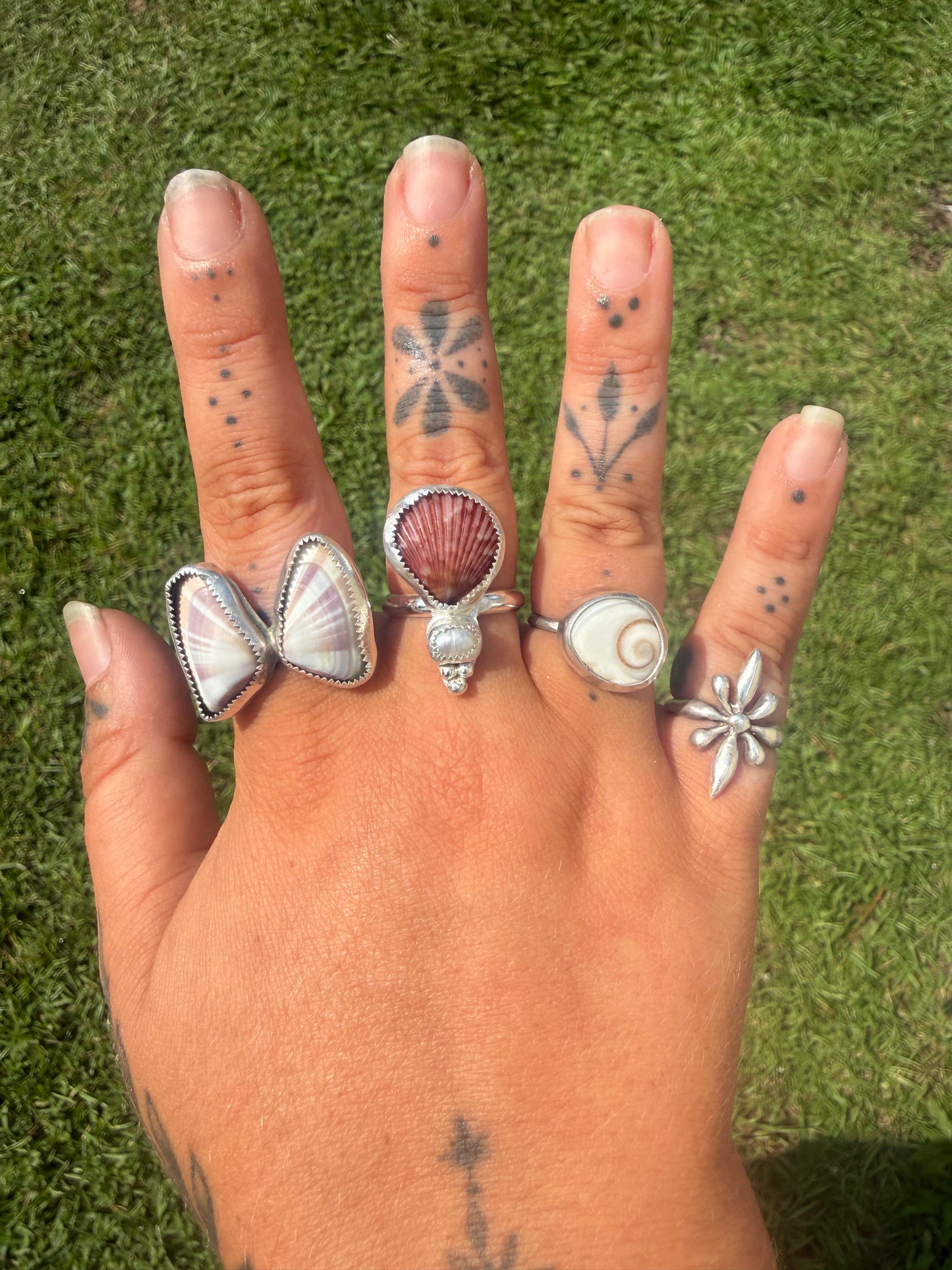 Pink shell and pearl ring size 8