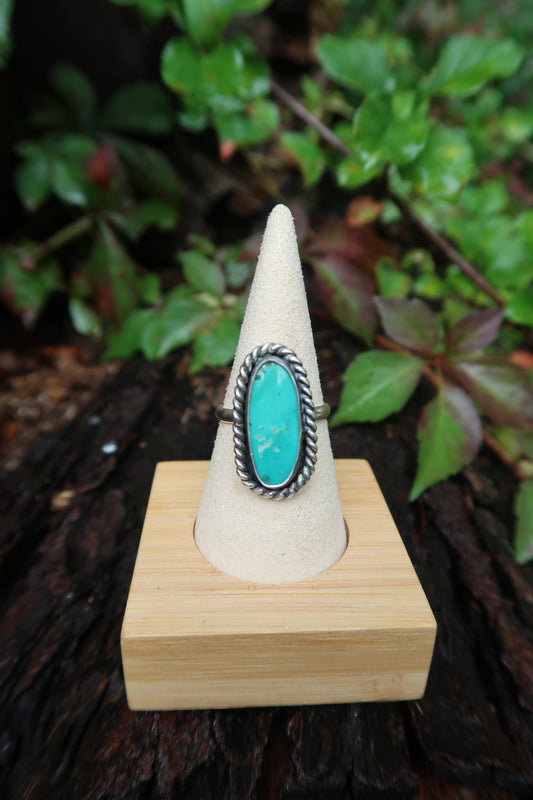 Twisted turquoise size 9