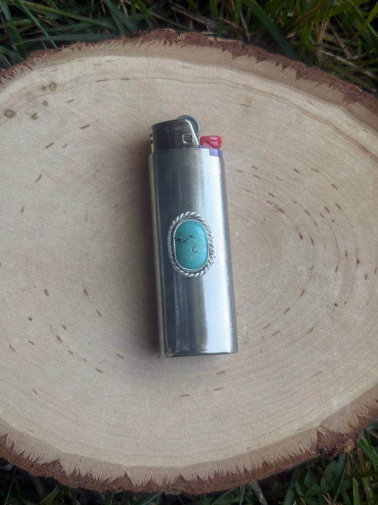 Turquoise with twisted wire lighter cover