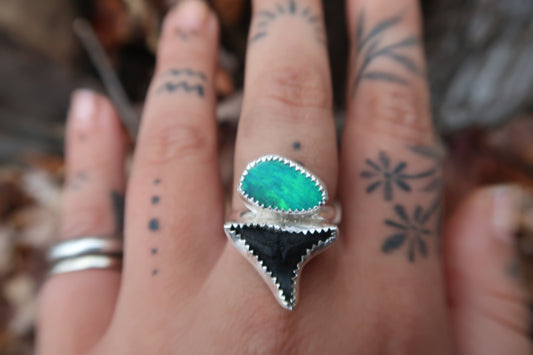 Opal and shark tooth ring size 7