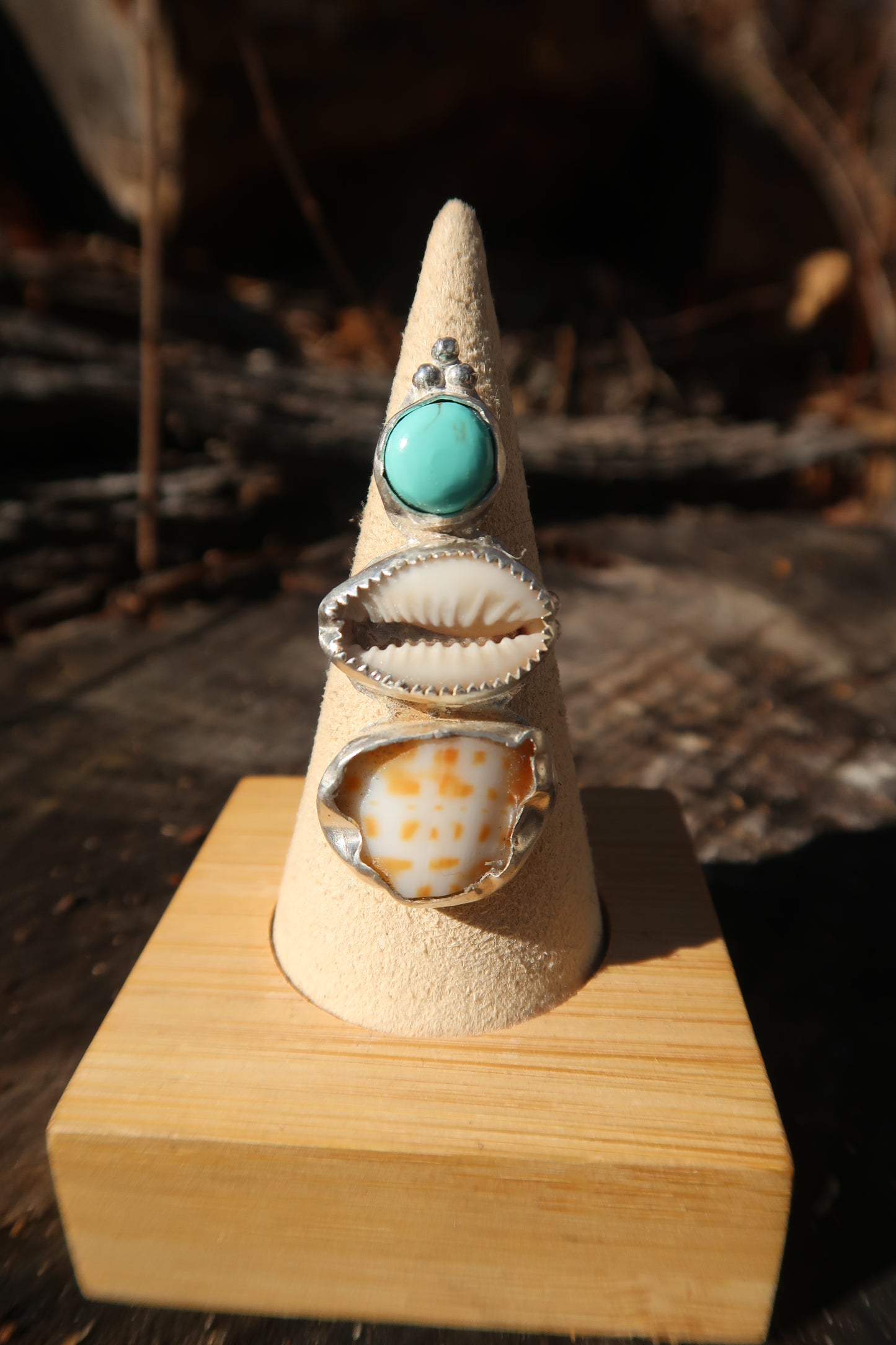 Discounted turquoise and shell ring size 8