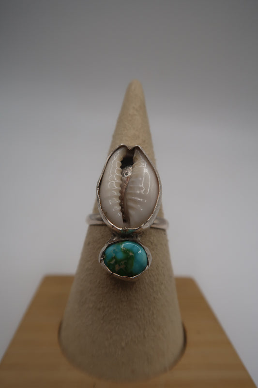 Cowrie shell and turquoise ring size 8