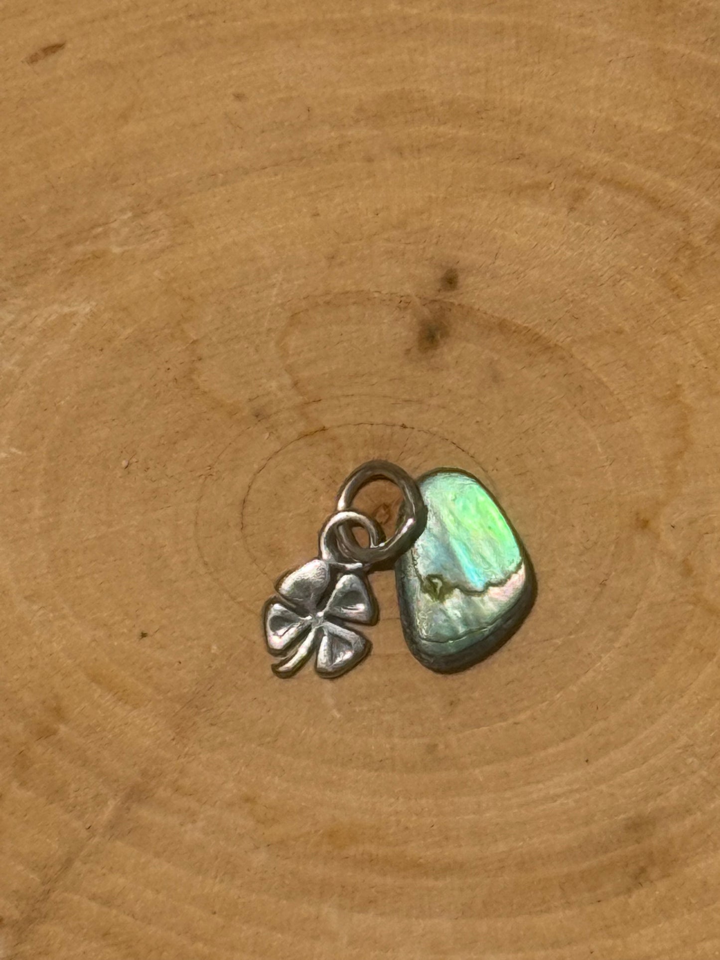 4leaf clover & abalone charm ring-made in your size!