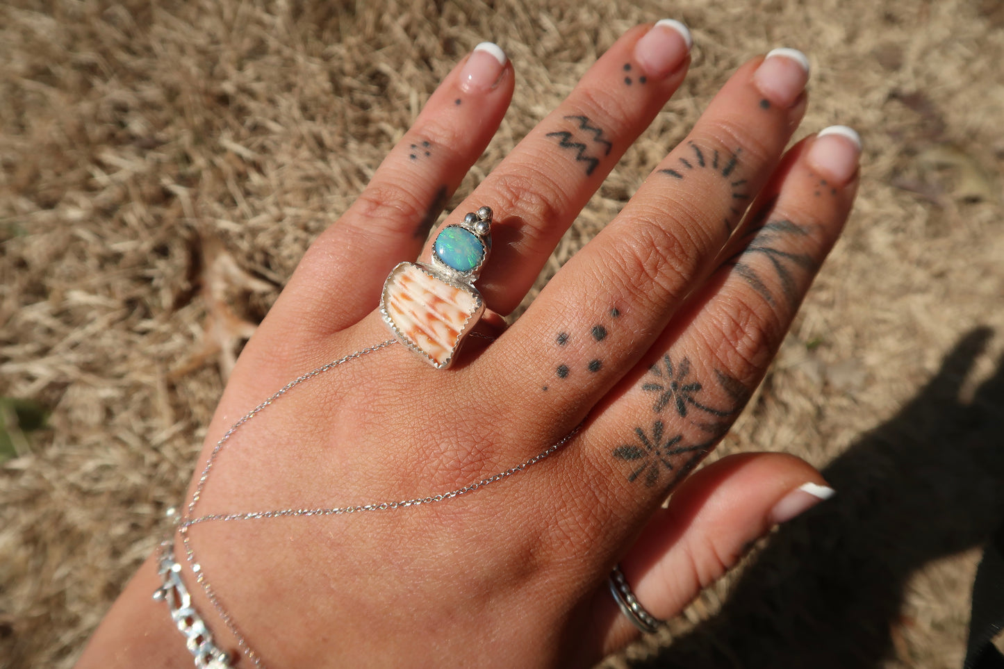 Opal and shell ring size 6