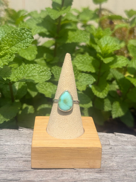 Turquoise teardrop ring size 9.5