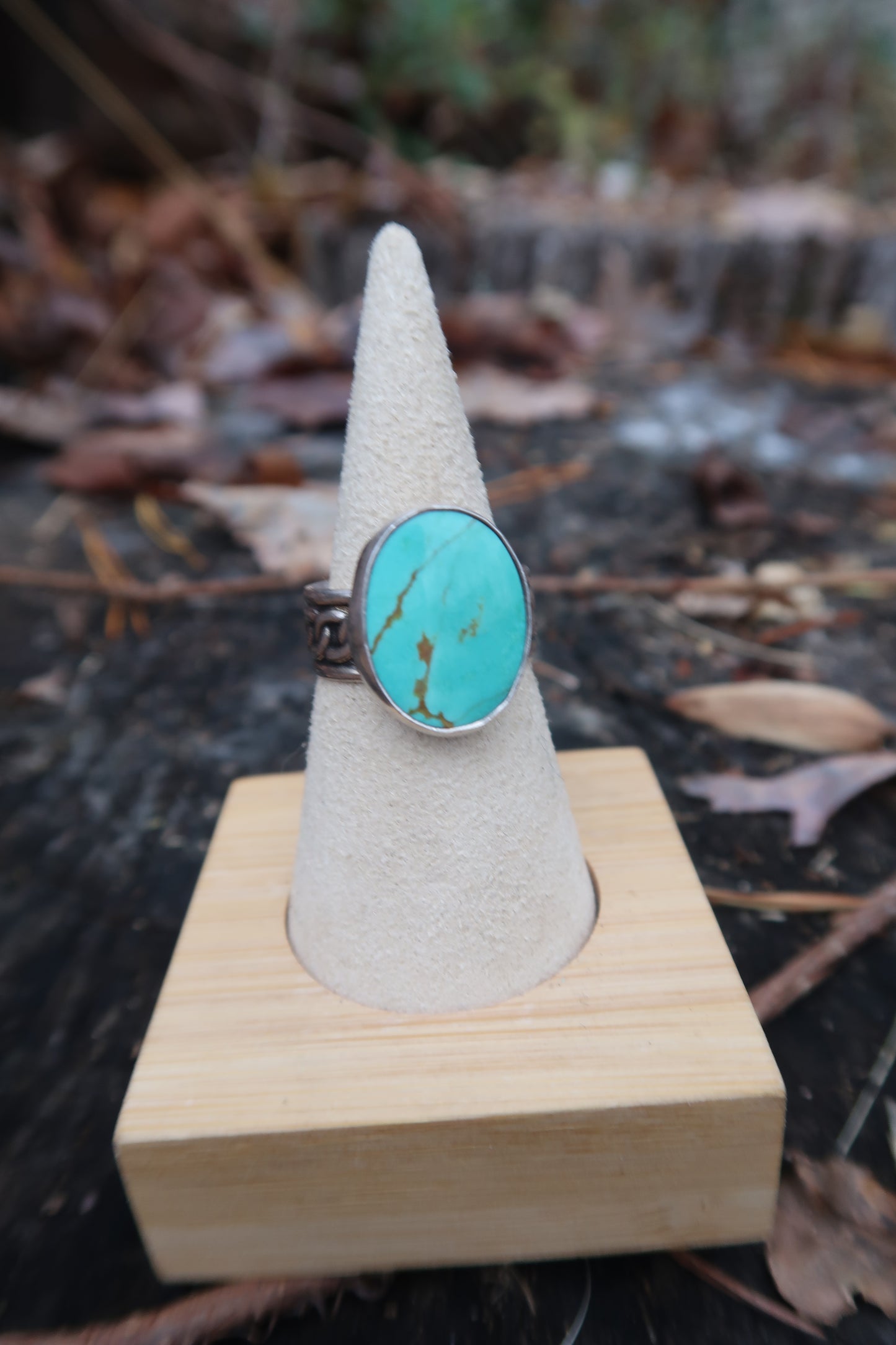 Turquoise with thick chain band size 8