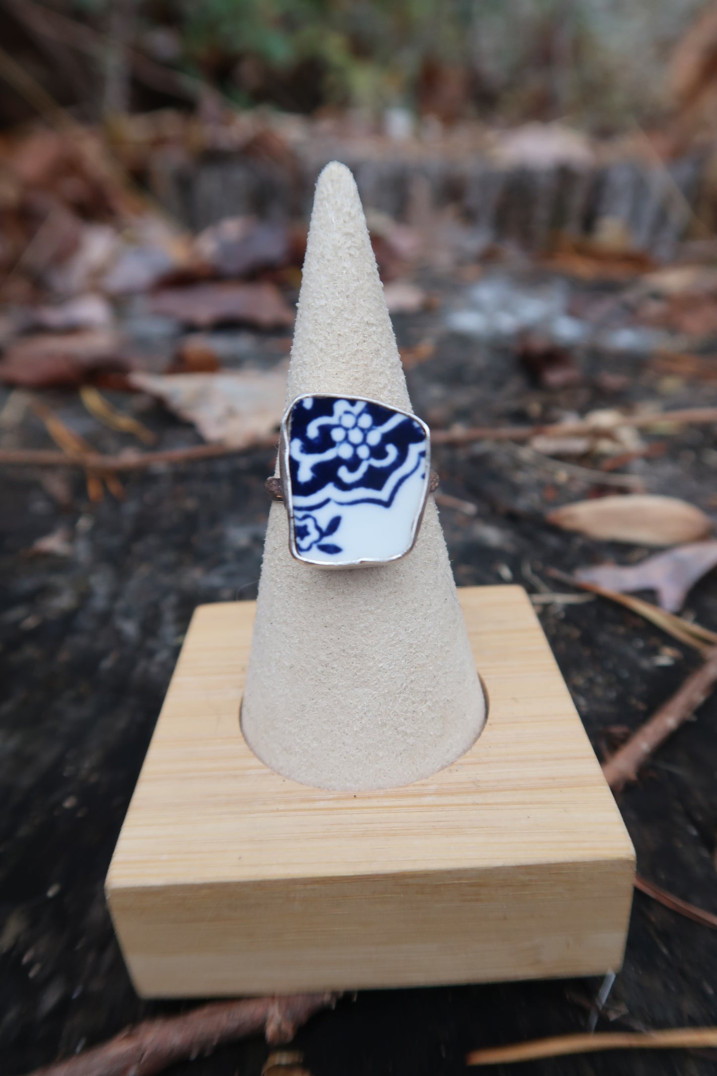 “Willow” ceramic ring size 7