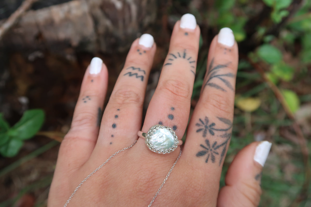 Freshwater pearl ring size 8.5