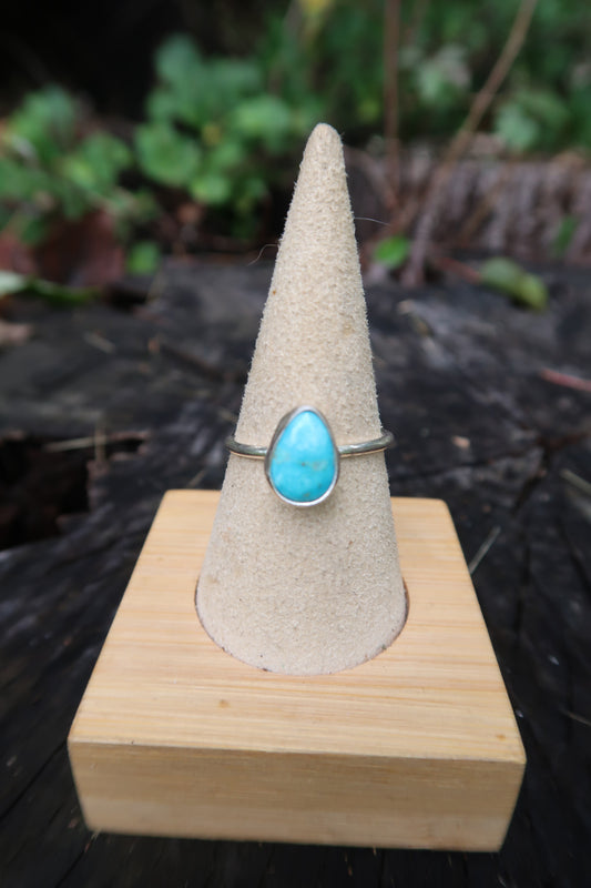 Turquoise teardrop size 9.5