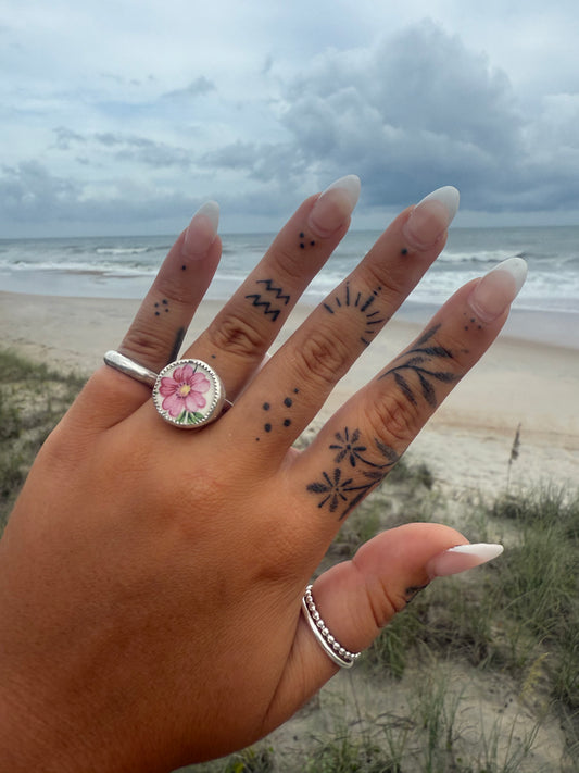 Ceramic pink flower size 7