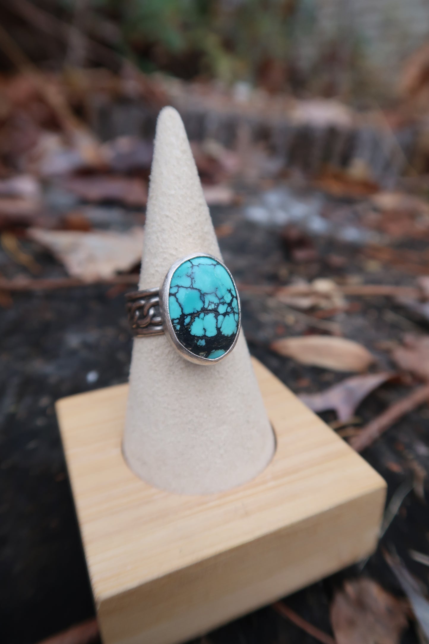 Turquoise on thick chain band size 9