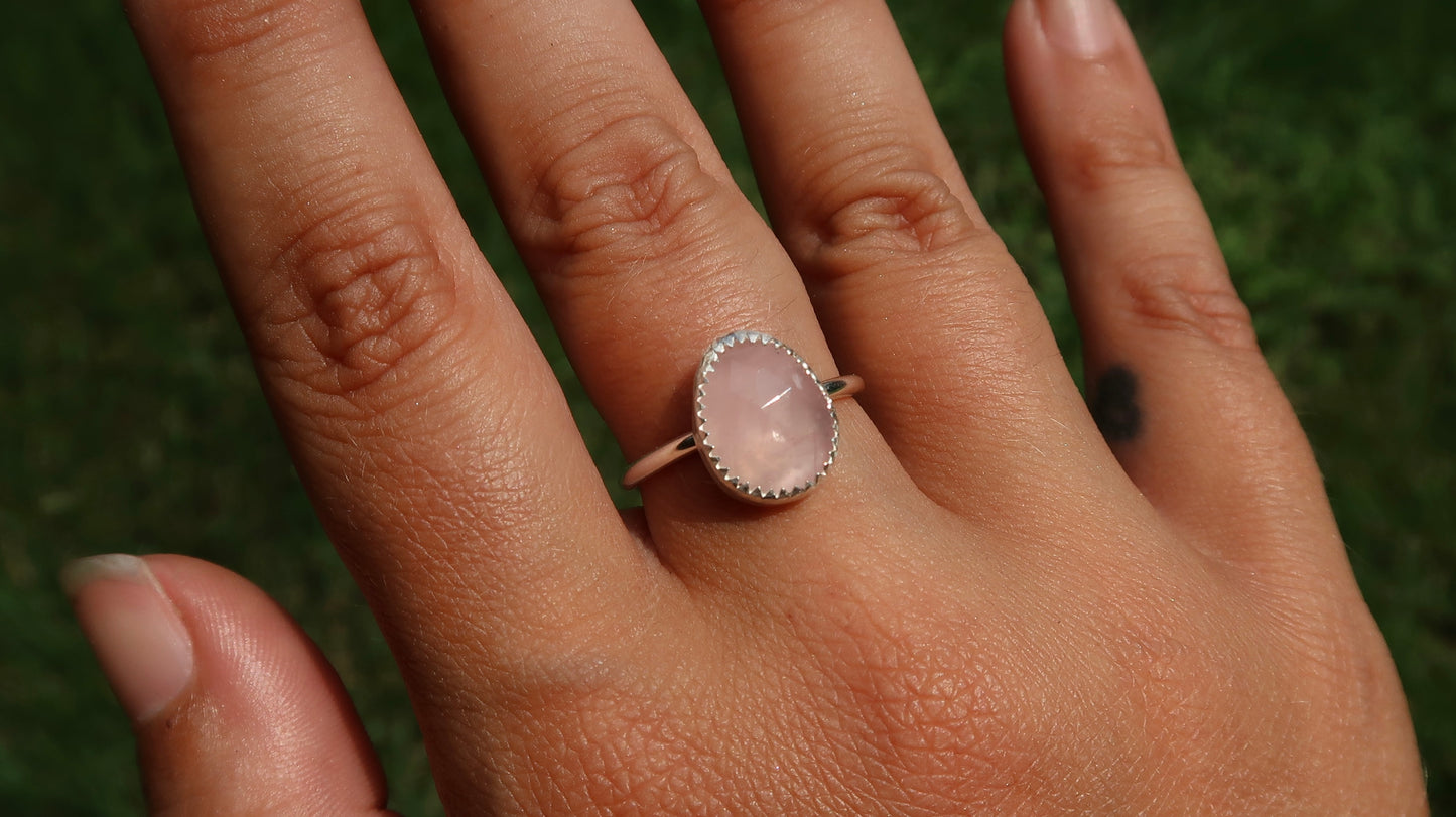 Rose quartz ring size 7