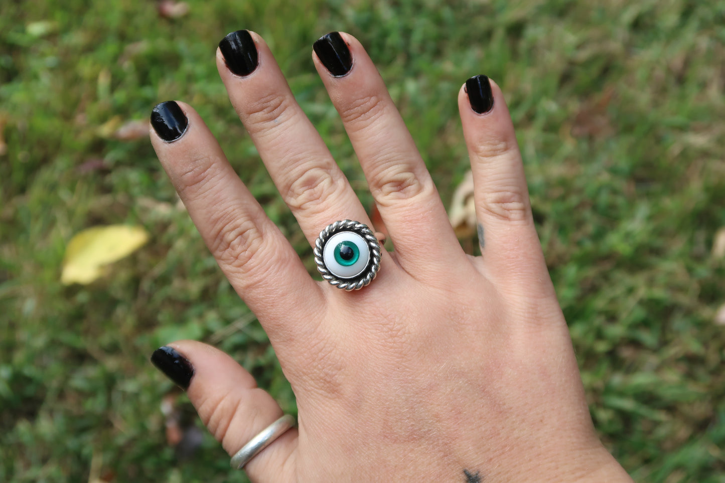 “Hocus Pocus” eyeball ring size 8