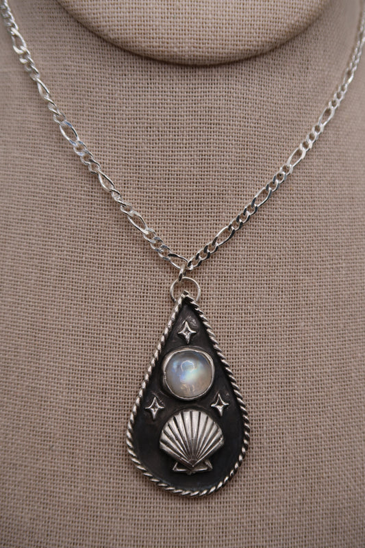 “Moon Goddess” moonstone necklace