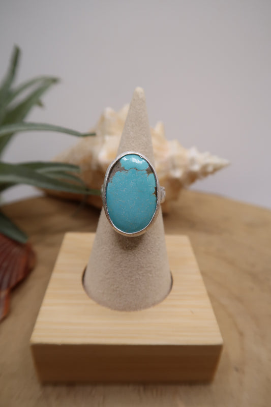 Big turquoise on flower swirl band size 6.5