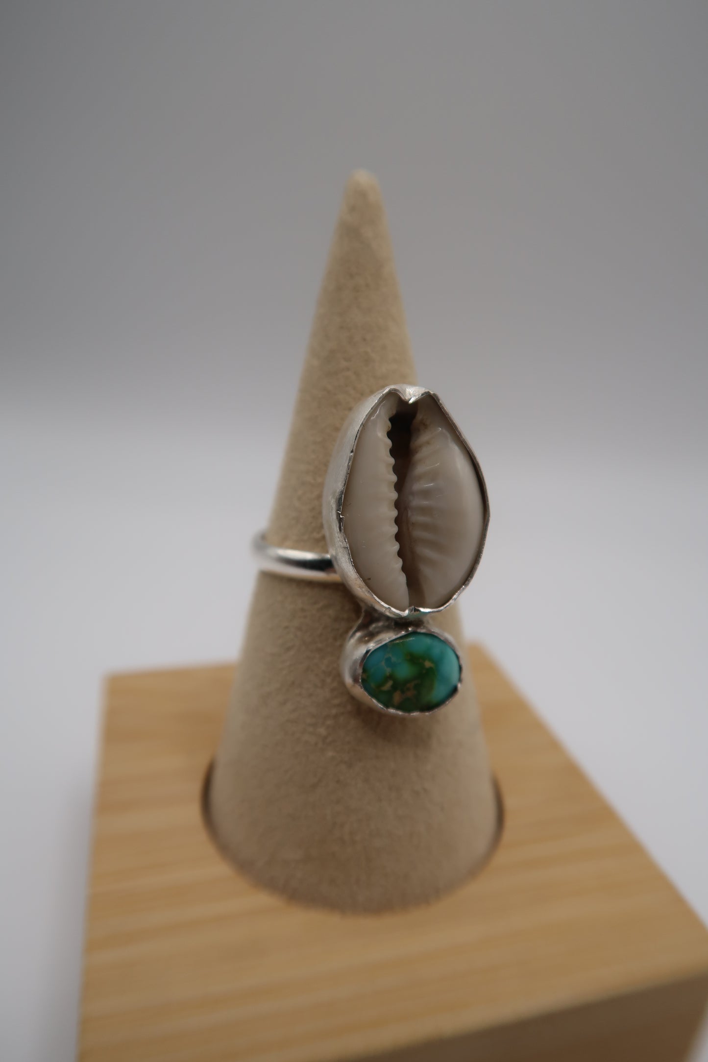 Cowrie shell and turquoise ring size 8