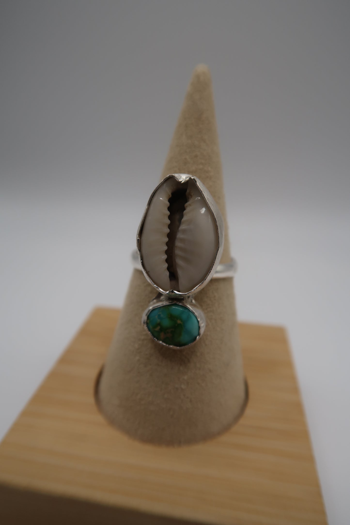 Cowrie shell and turquoise ring size 8